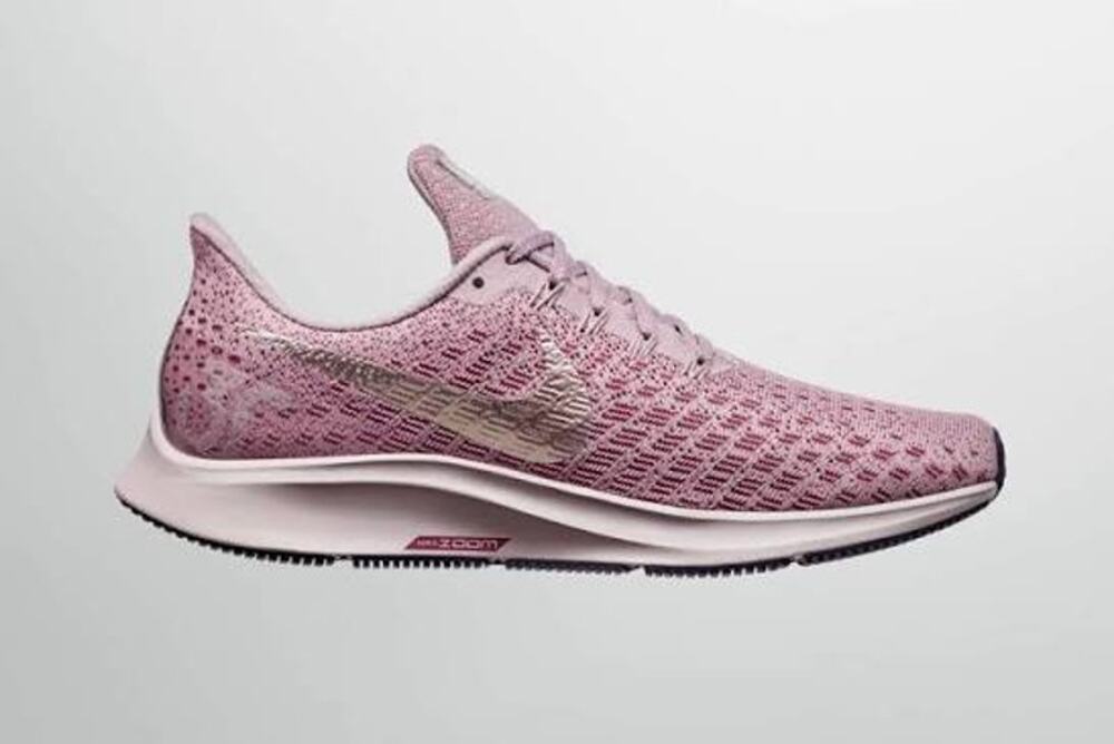 Nike Women's Nike Air Zoom Pegasus 35 Running Shoes Pink Rose Size 8